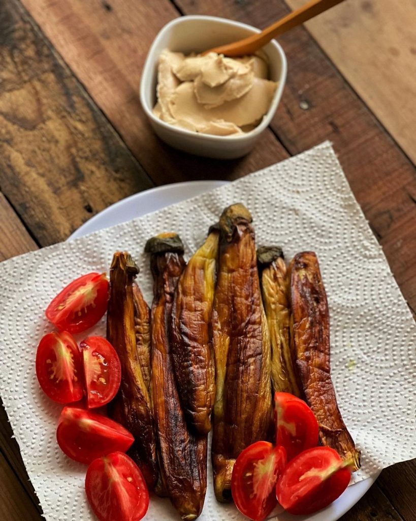 طرز تهیه خورش کشک بادمجان متفاوت و جدید با گوشت گوسفندی و سبزی محلی 28 طرز تهیه خورش کشک بادمجان