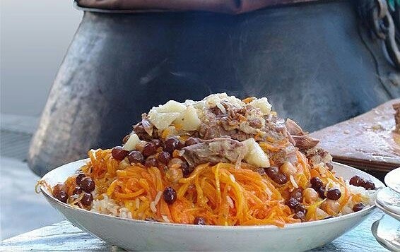 طرز تهیه پلو بخارا با گوشت خورشتی و کشمش لذیذ و مجلسی مرحله به مرحله 24 طرز تهیه پلو بخارا