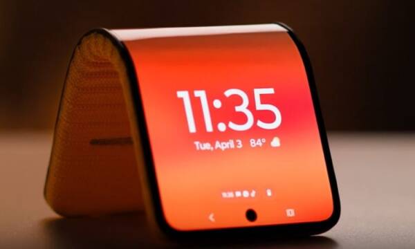 دستگاه مفهومی انعطاف پذیر لنوو می‌تواند به عنوان گوشی یا ساعت هوشمند استفاده شود