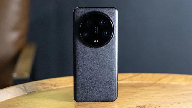 قیاس دو پرچمدار سامسونگ و شیائومی؛ Xiaomi 14 Pro و S24Ultra_مجله رشد 3 گوشی شیائومی 14