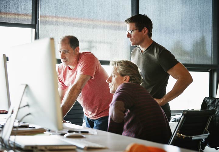 ۱۵ مهارتی که کارمندان قسمت خدمات مشتریان باید بلد باشند_مجله رشد 11 سرسختی ـ مهارتهای خدمات مشتریان