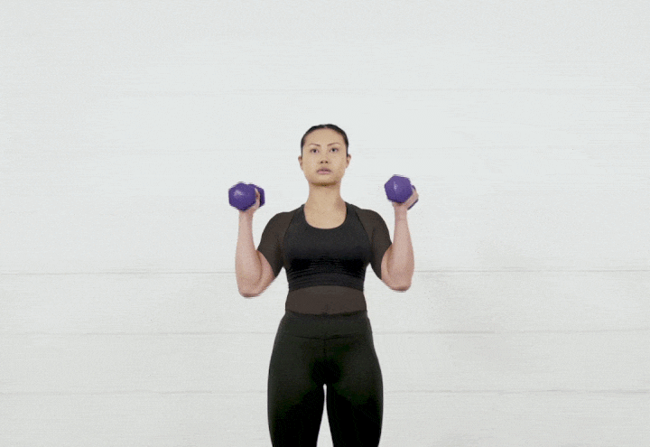 حرکات بدنسازی با دمبل؛ ۲۷ تمرین و انواع حرکات با دمبل_مجله رشد 66 ورزش با دمبل - پرس سرشانه